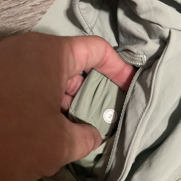 Lululemon size 2 Always Effortless Jacket
Green Fern - Picture 6 of 9